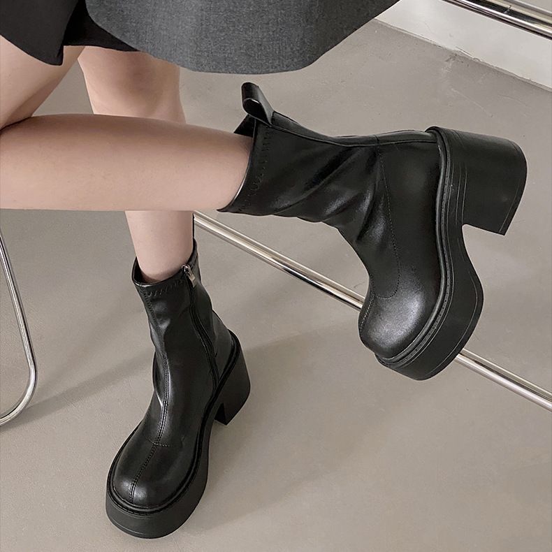 【本日のイベント】今買いたいが特売！着痩せショートブーツ ブラックチャンキーブーツ レディースショートブーツ 韓国風ファッション