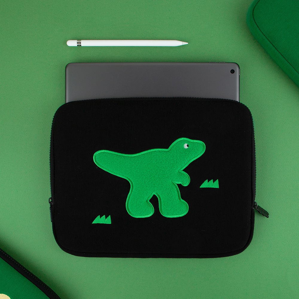 刺繍ポケットiPadノートパソコンポーチアドベンチャーに必要な容器