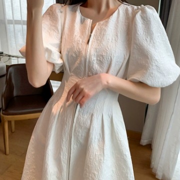 スリット パフスリーブ サマーワンピース ワンピース ロング丈 半袖 5分袖 Uネック セミフレア スリム 細身 スマート ファスナー 前開き 薄手 かわいい 大人可愛い シンプル カジュアル 大人