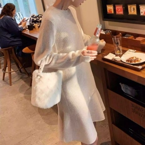 レディース ワンピース プルオーバー ニットワンピ 膝丈 ミドル丈 長袖 ラウンドネック Aライン ハイウエスト 厚手 大人可愛い きれいめ シンプル カジュアル 上品 ガーリー エレガント