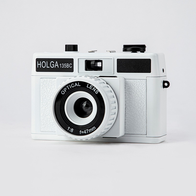 ホルガ【HOLGA】フィルムカメラ H-135 BC ホワイト　[トイカメラ][35ミリフィルム使用]