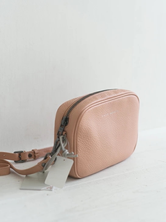 STATUS ANXIETY PLUNDER (pink) ショルダーバッグ