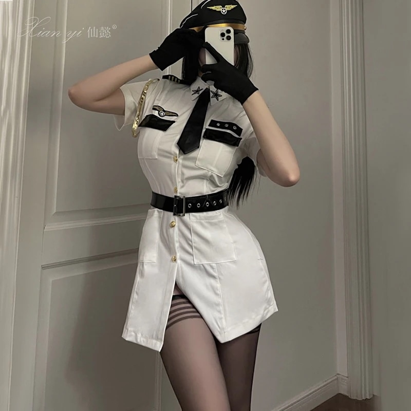 コスプレ 制服の誘惑 タイトな警察の服ロールプレイ情熱セット