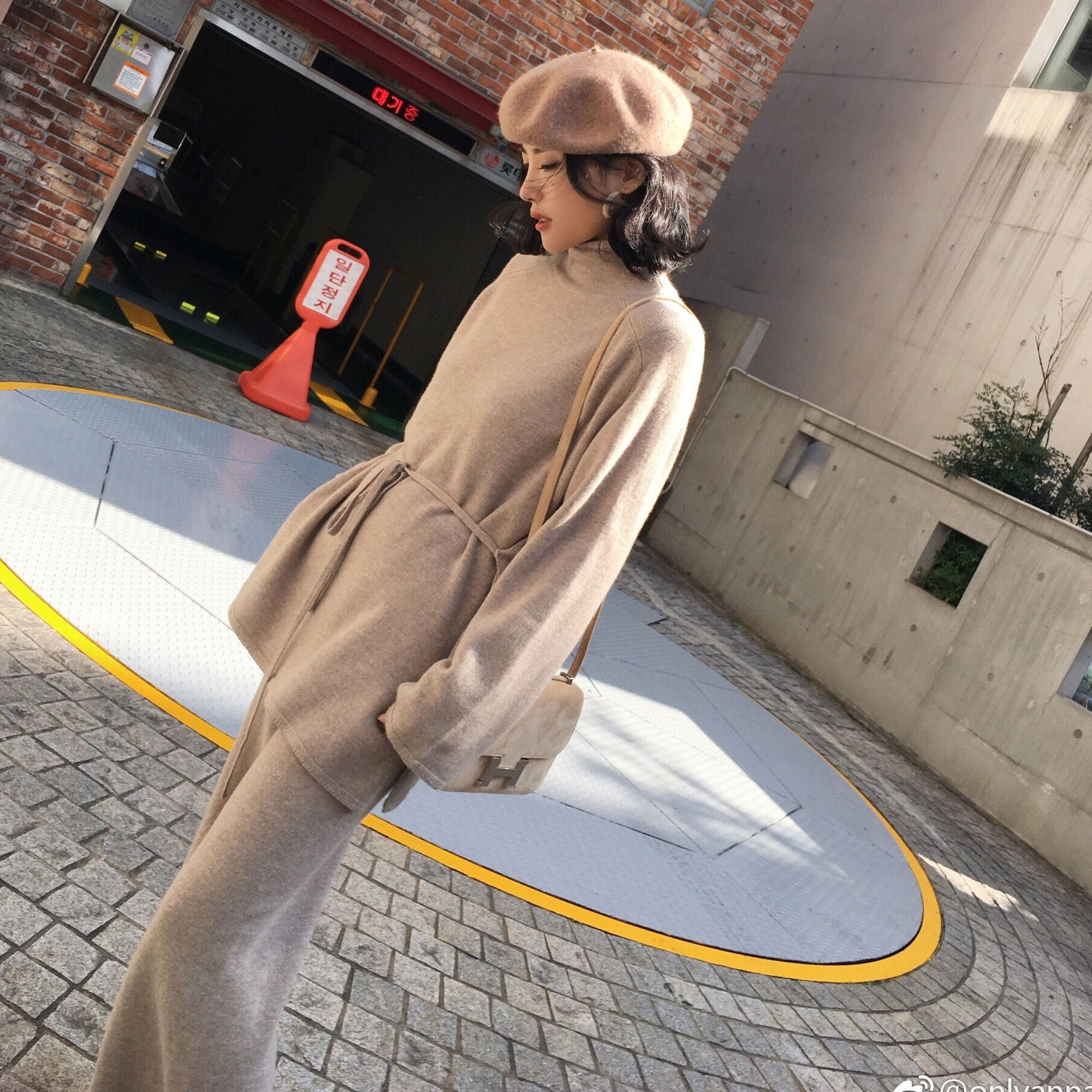 韓国ファッションニット二点セット レディース秋冬ハイネックセーターニットズボン ワイドパンツセット30%までに制限