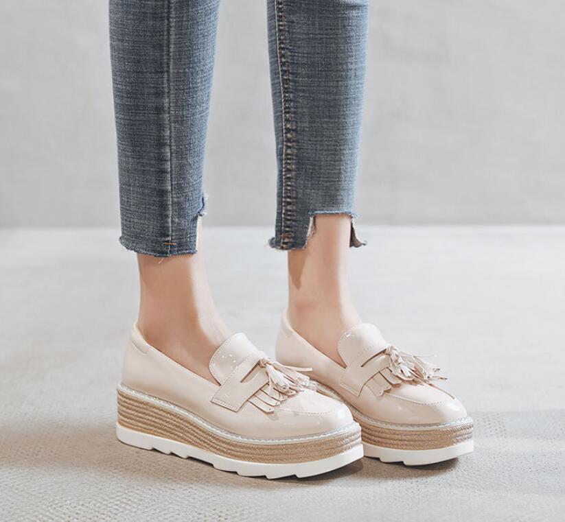 身長UPスニーカー 厚底スニーカー ローファーフリンジ付きシューズレディース インヒール 厚底 おしゃれ かわいい スリッポン ローファー 軽量 通学 カジュアル 履きやすい フラット