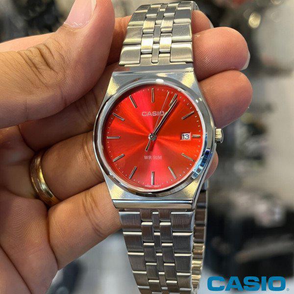 時計 MTP-B145D-4A2 アナログ 男女兼用 レッドダイヤル メタル時計