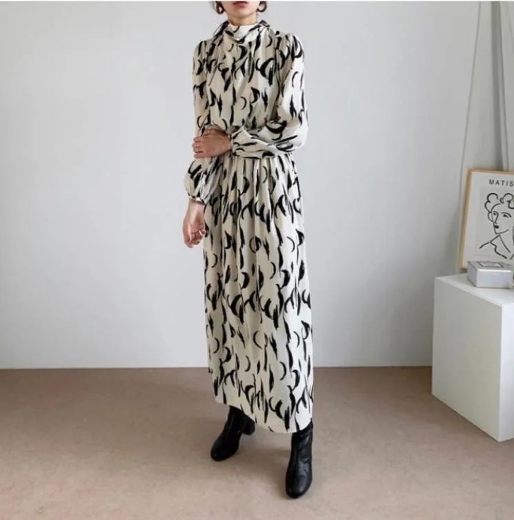 ワンピース スタンドカラー ウエスト プリント ロングスカート ロング丈 長袖 韓国 レディース かわいい 可愛い 大人可愛い 大人女子 きれいめ シンプル カジュアル 大人 上品