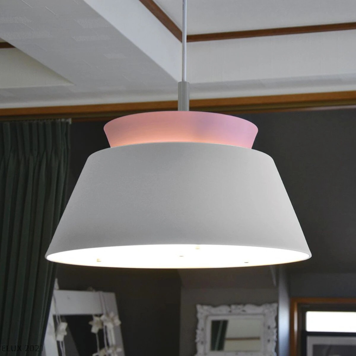 ペンダントライト LARSEN ラーセン 3灯 北欧 照明 ライト LED 対応 シーリング用 インテリア 天井照明 おしゃれ フランジカバー付 ナツメ球付き リビング シーリング ダイニング