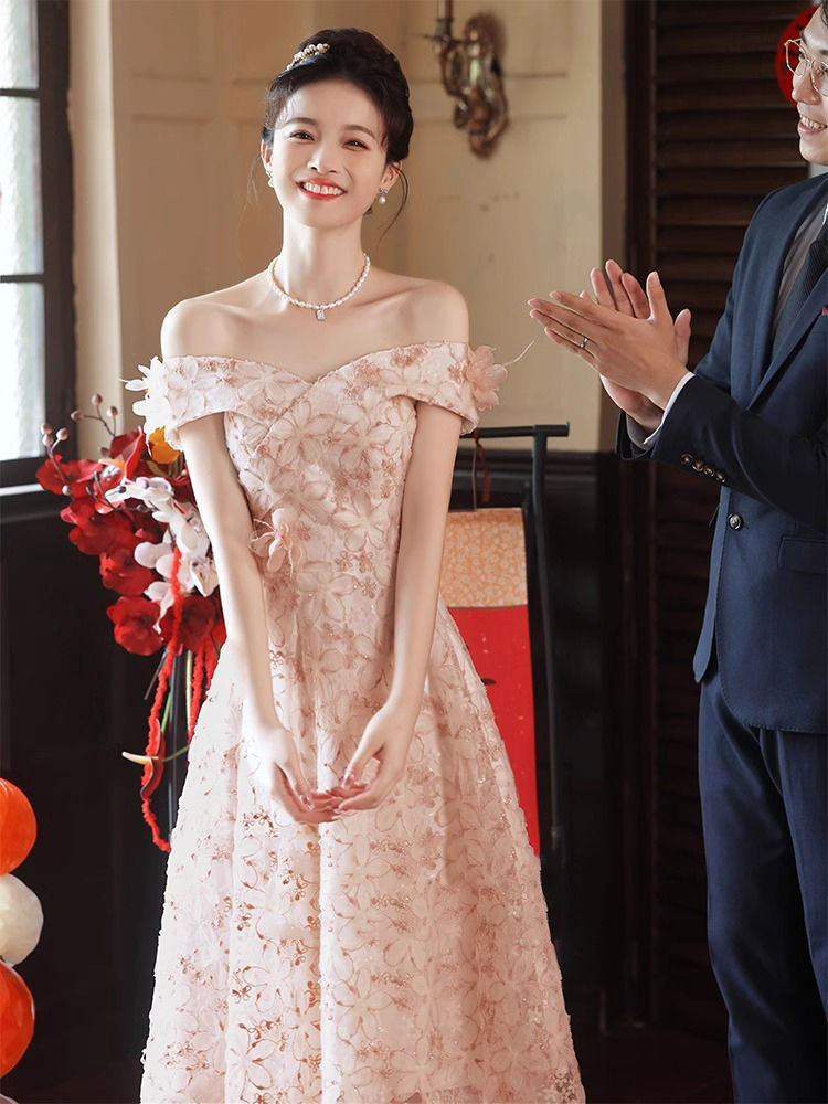 敬酒服娘出閣宴礼服金ピンク気婚約高級感超仙人小柄結婚