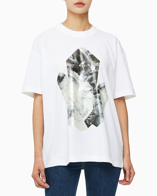 Qoo10 Calvin Klein ボーイフレンド Tシャツ プリント 半袖