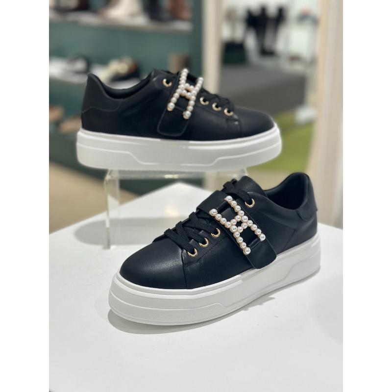 [驪州店] [] 女性の甲ベルクロ真珠ディテールオーバーソールスニーカー(2color)712510016 ブラック