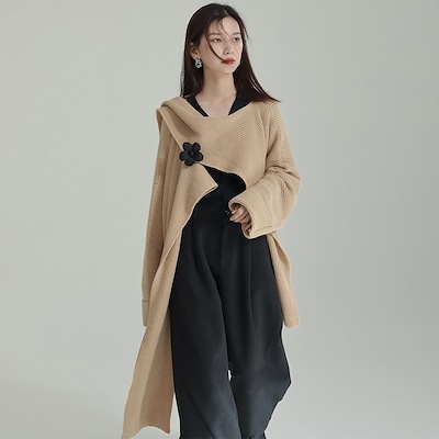 2024冬　レトロ　デザイン感　セーター　ゆったり　痩せ見え　マフラーコート　着回し　ゆったり　ニットカーディガン