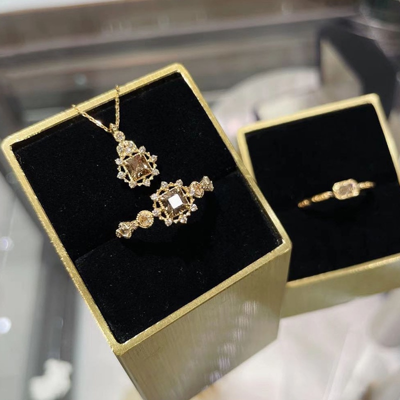 日本风22冬限定クリスマスモルデ牡丹花茶色いジルコン透け雕りs925シルバネックス指轮