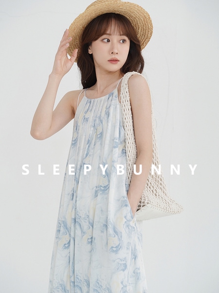 Sleepy Rabbit クリームブルー レディース 夏休み風サスペンダースカート