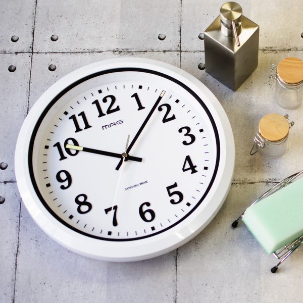 壁掛け時計 防水 電波時計 アナログ 防塵防水IP67 直径32cm 屋外 お風呂 浴室 洗面所 工場