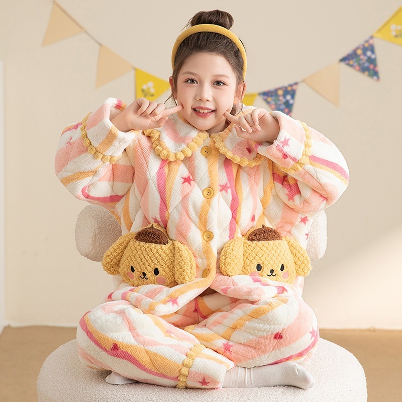 冬の女の子のパジャマサンゴと綿入れを厚くした3層の綿入れの上着秋冬の子供の女の子のプリン犬の部屋着
