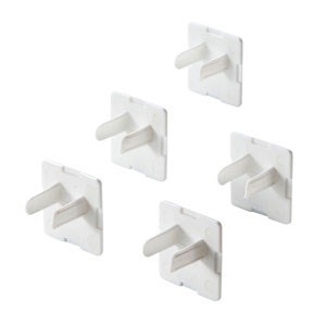 他サイト： サンワサプライ コンセント安全キャップ 抜け止め用（3P用・5個入・ホワイト） TAPCAP3P5Lの商品画像