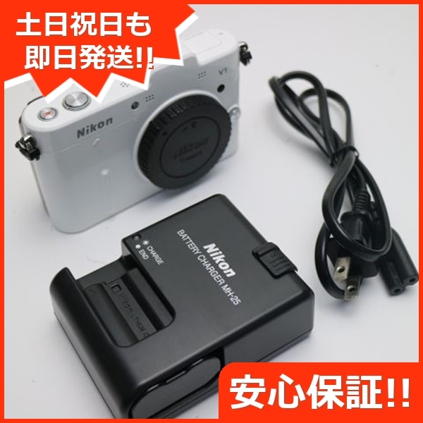 超美品 Nikon 1 V1 ボディ ホワイト 81