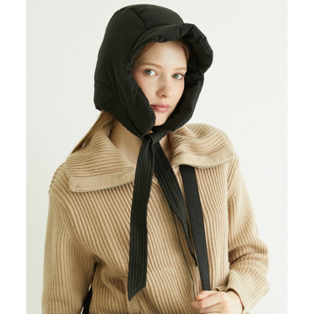 ジェスティーナ J. レターパッド入りイヤーフラップハット BK (JEACEM4BF918BK260)