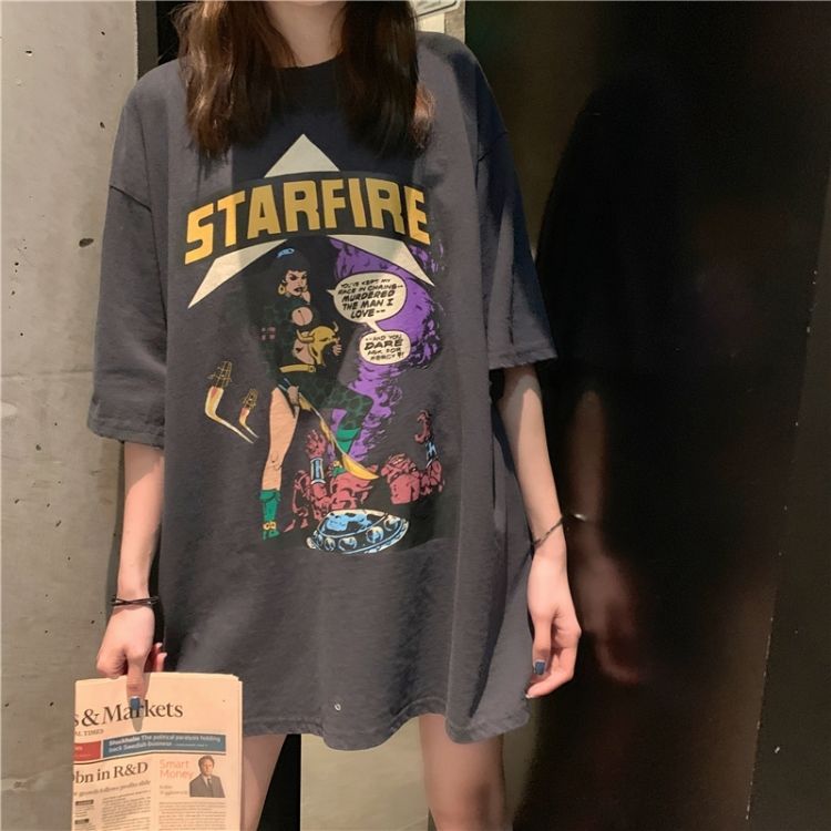 トップス Tシャツ レディース プリント アメコミ 古着風 オーバーサイズ カジュアル ラフ アメカジ ヴィンテージ かっこいい ユニセックス メンズライク スポーツ デザイン 白 灰色 プルオーバー
