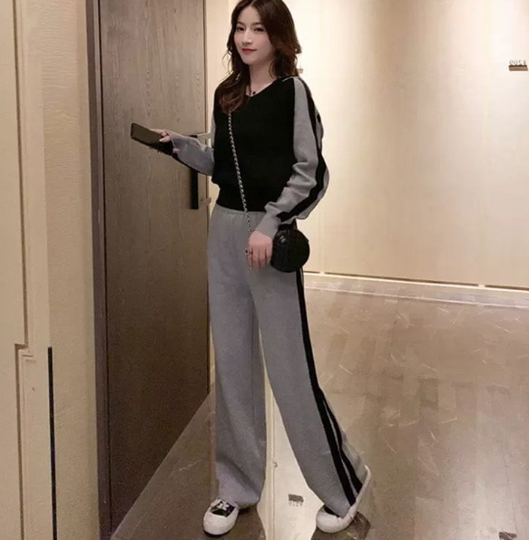 セットアップ パーカー ストレートパンツ 長袖 ウエストゴム 美ライン ニュアンス ラインデザイン 2点セット ツーピース お得 2点セット フード付き カラバリ リラックス かわいい 大人可愛い