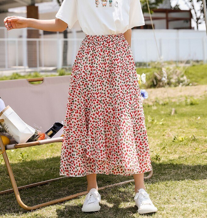 スカート 春 かわいい レディース フレアスカート ミモレ丈 柄 プリント ウエスト ゴム ハイウエスト ボリューム ホワイト 赤 かわいい 大人可愛い おしゃれ サイズ