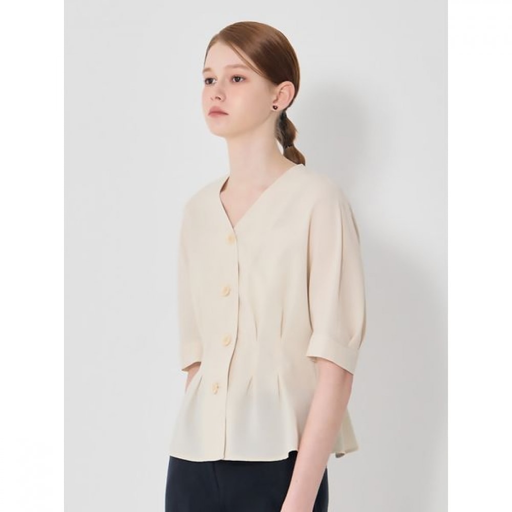 [シールズミス] Vネックピンタックパフブラウス (価格:158,000ウォン)