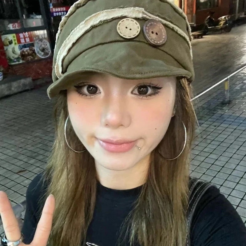 【1つ買うと1つ無料】レトロヒッピースタイルローエッジステッチボタンプリーツベレー帽レディース顔見せ小さなストリートソフトトップy2kキャスケット帽子