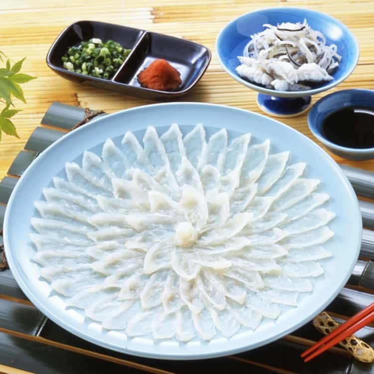 冷蔵 とらふぐ刺身セット 離島は配送不可 480005 お歳暮 お中元 お土産 ご進物 ギフト 贈り物に最適