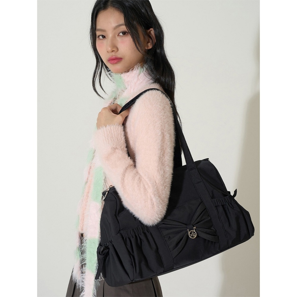 イリゴボウフォーティーダッフルバッグ 3 カラー 9,871円