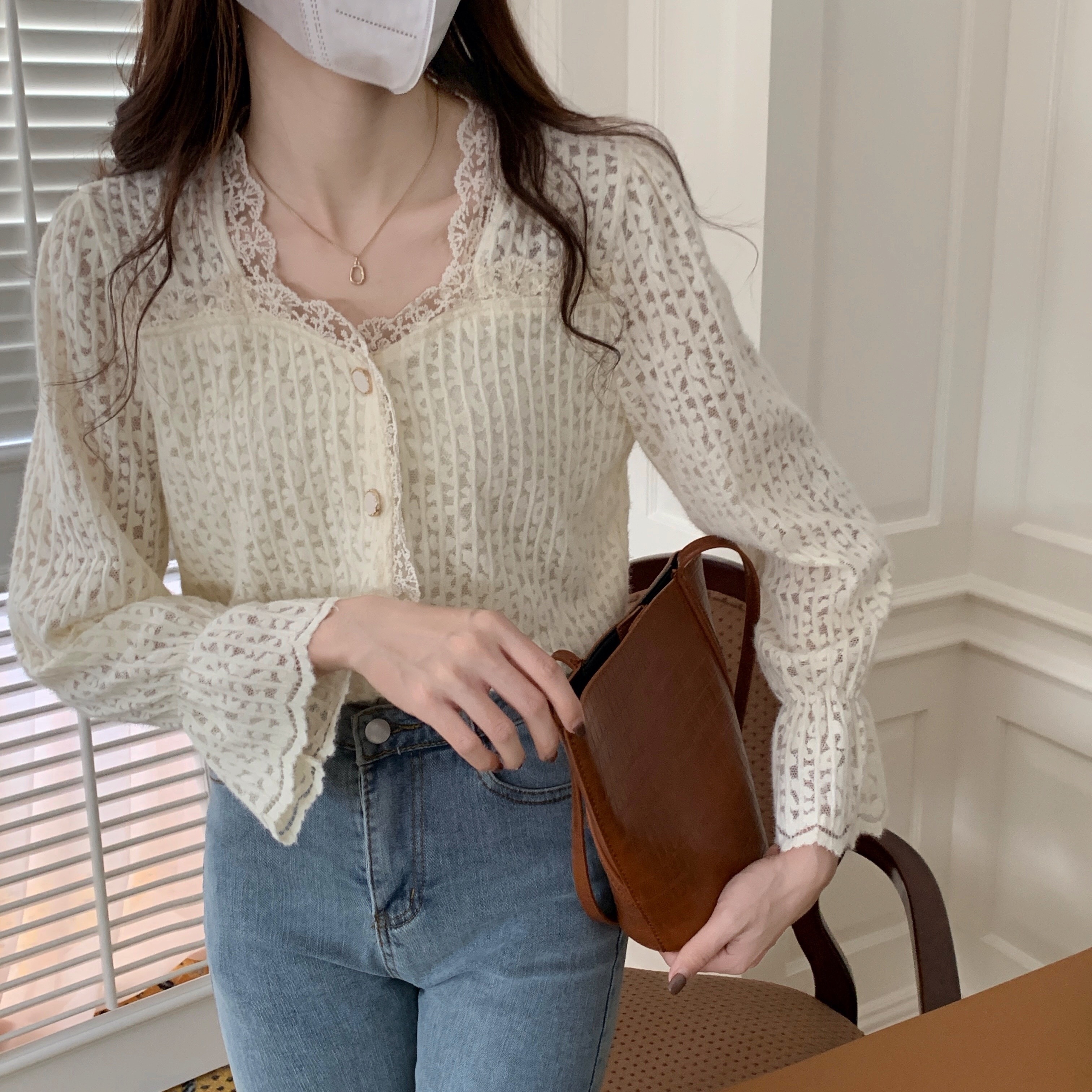 レースカーディガン トップス カーディガン 袖あり 長袖 Vネック レース 前開き 透け感 シースルー かわいい 大人可愛い きれいめ シンプル カジュアル 大人 上品 おしゃれ お洒落 大人可愛い