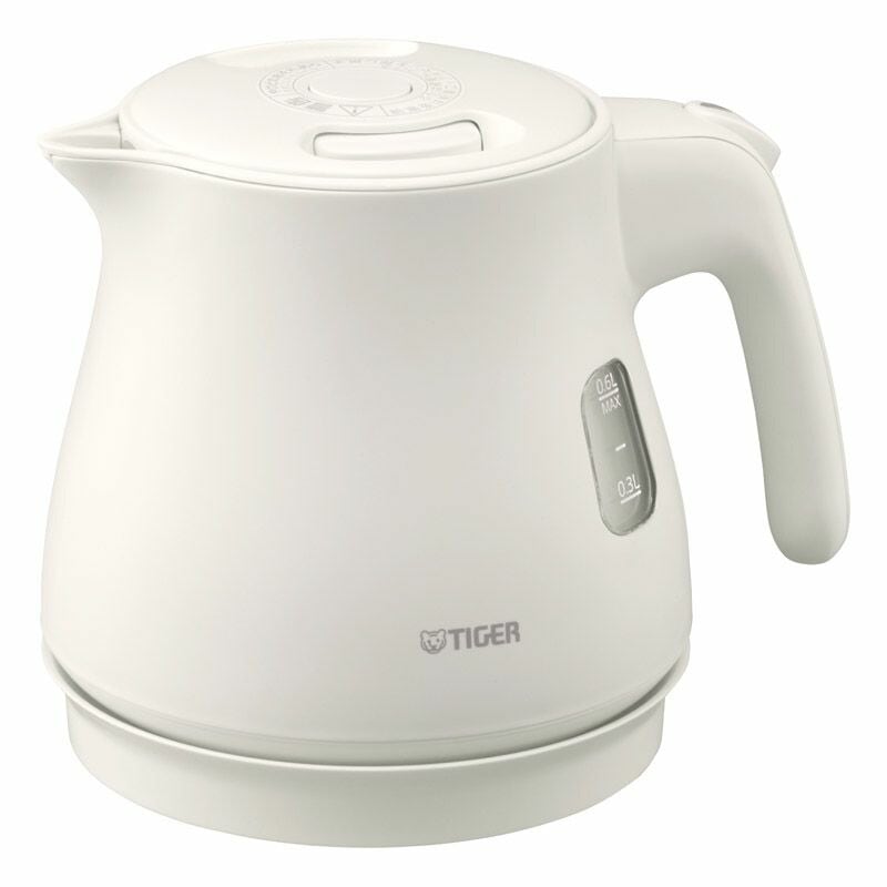 蒸気レス電気ケトル0.6L マットホワイト PCV-A060WM