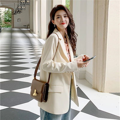 ハンドメイド❣️可愛い女の子イラストチャーム プレート薄型ツルツル