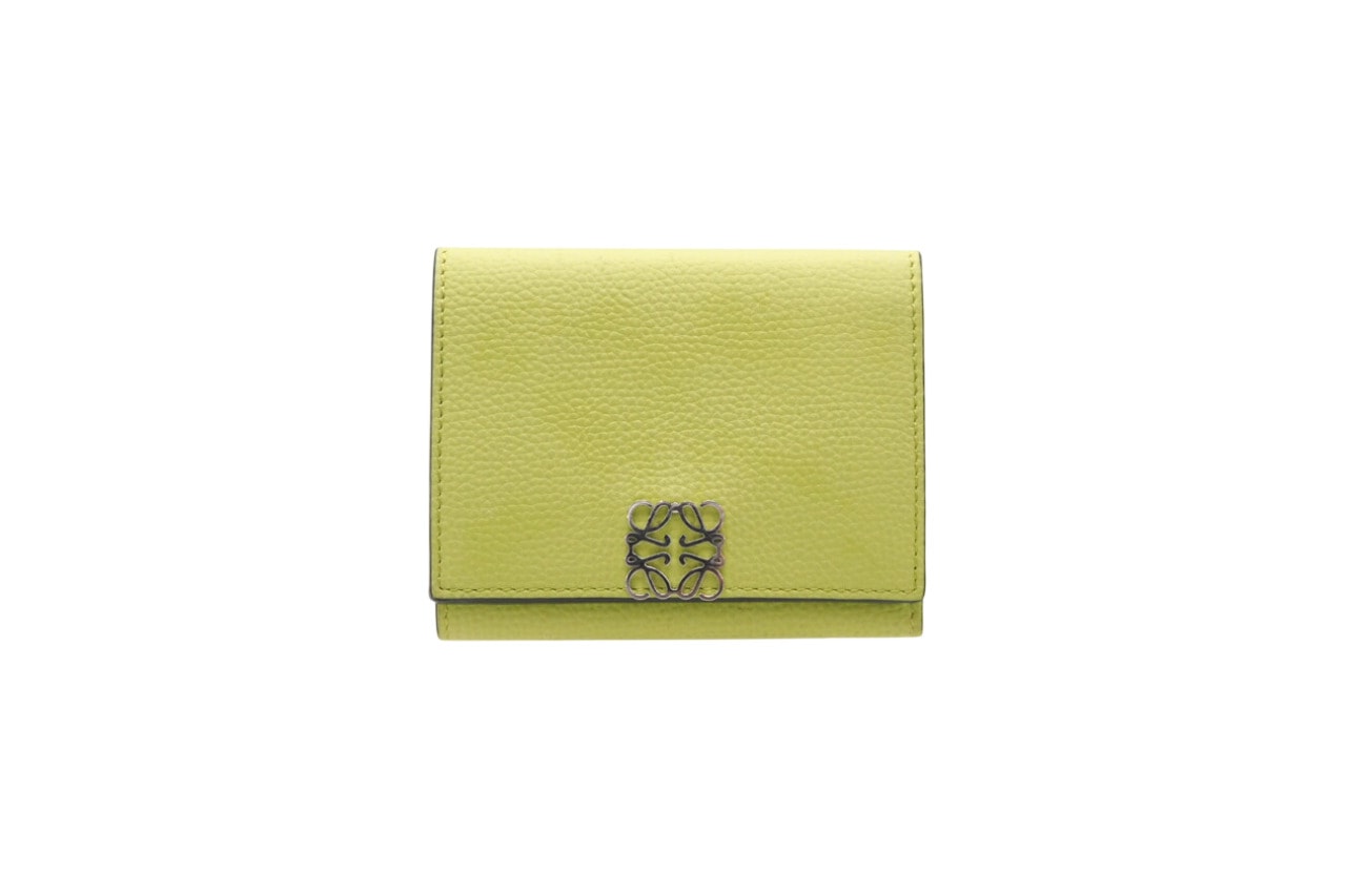 3日以内返品可 美品 三つ折り財布 アナグラム レザー コンパクトウォレット C821TR2X02 グリーン レザー レディース