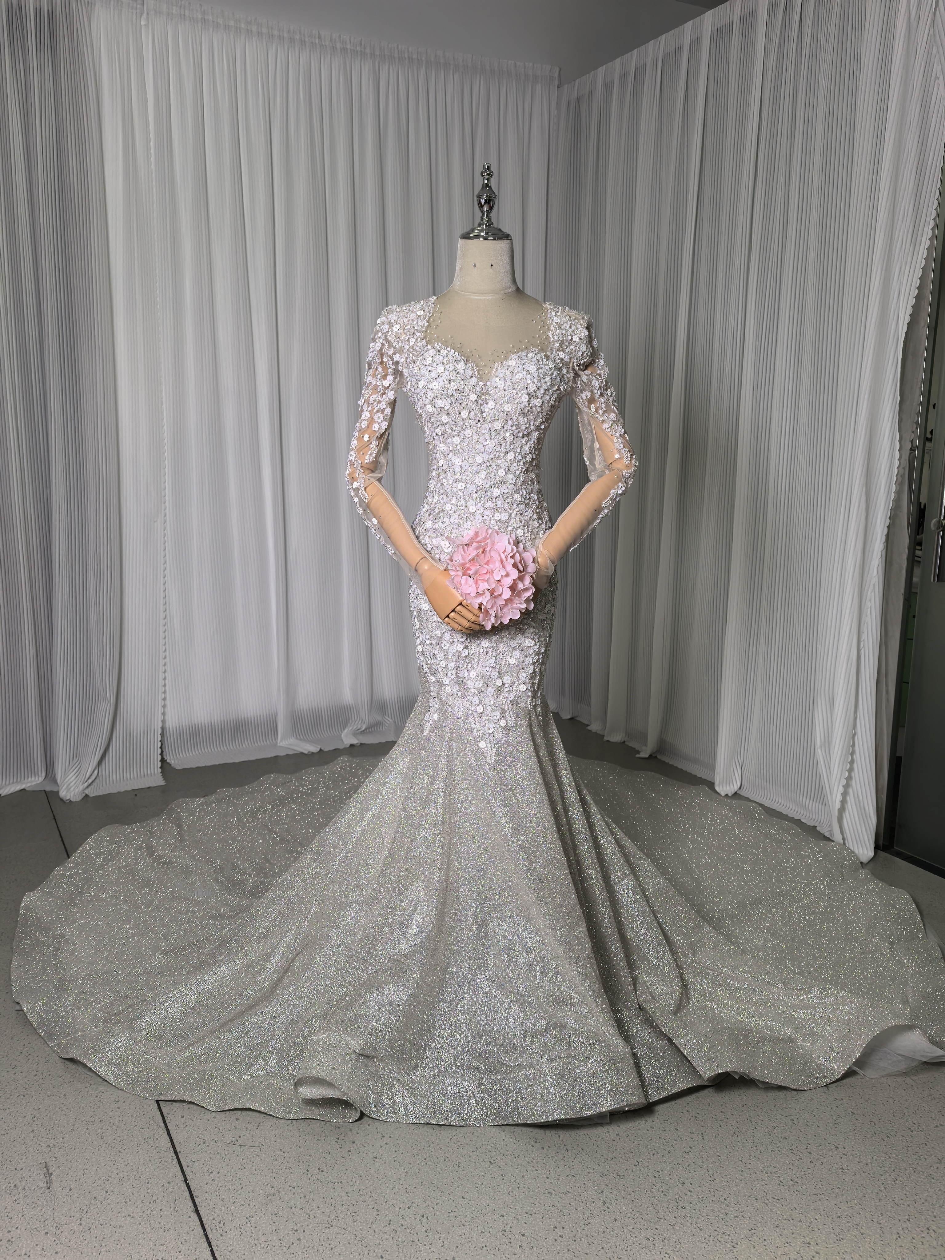 華やか ウエディングドレス 韓国風ドレス マーメイドライン グリッタードレス ハンドメイド 結婚式 花嫁