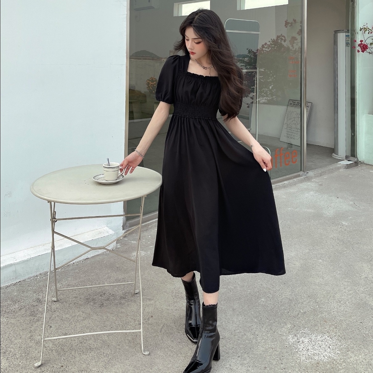 ワンピース 袖あり かわいい 大人可愛い きれいめ シンプル カジュアル 大人 上品 おしゃれ ミディアム丈 フリル 無地 パフスリーブ スクエアネック ロング丈 半袖 春夏 ウエストマーク 韓国