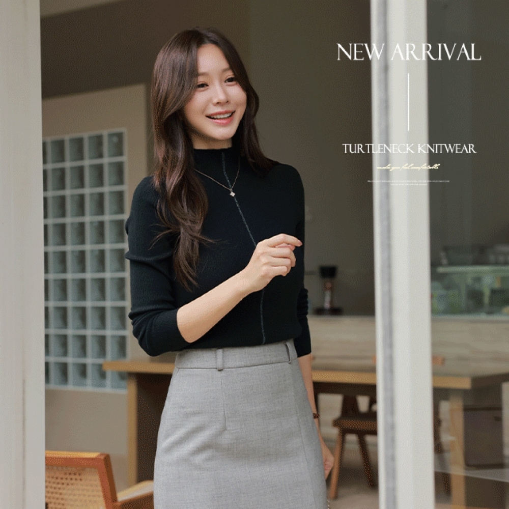 クリック＆ファニーレッドカラーハーフポーラーニット