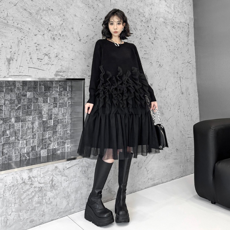 レトロネット糸がセーターのドレス秋冬の新しいゆるい可愛い若見えニットワンピース