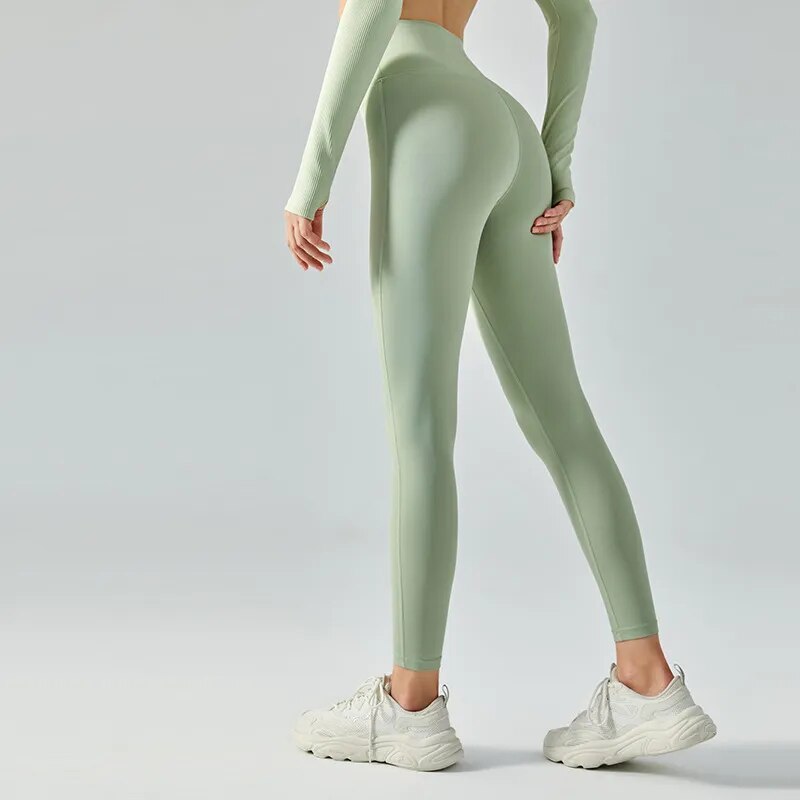 女性のシームレスなトレーニングレギンス,20色のスポーツレギンス,伸縮性のあるナイロン,パッド入り,ヨガの残留物なし green bean paste M