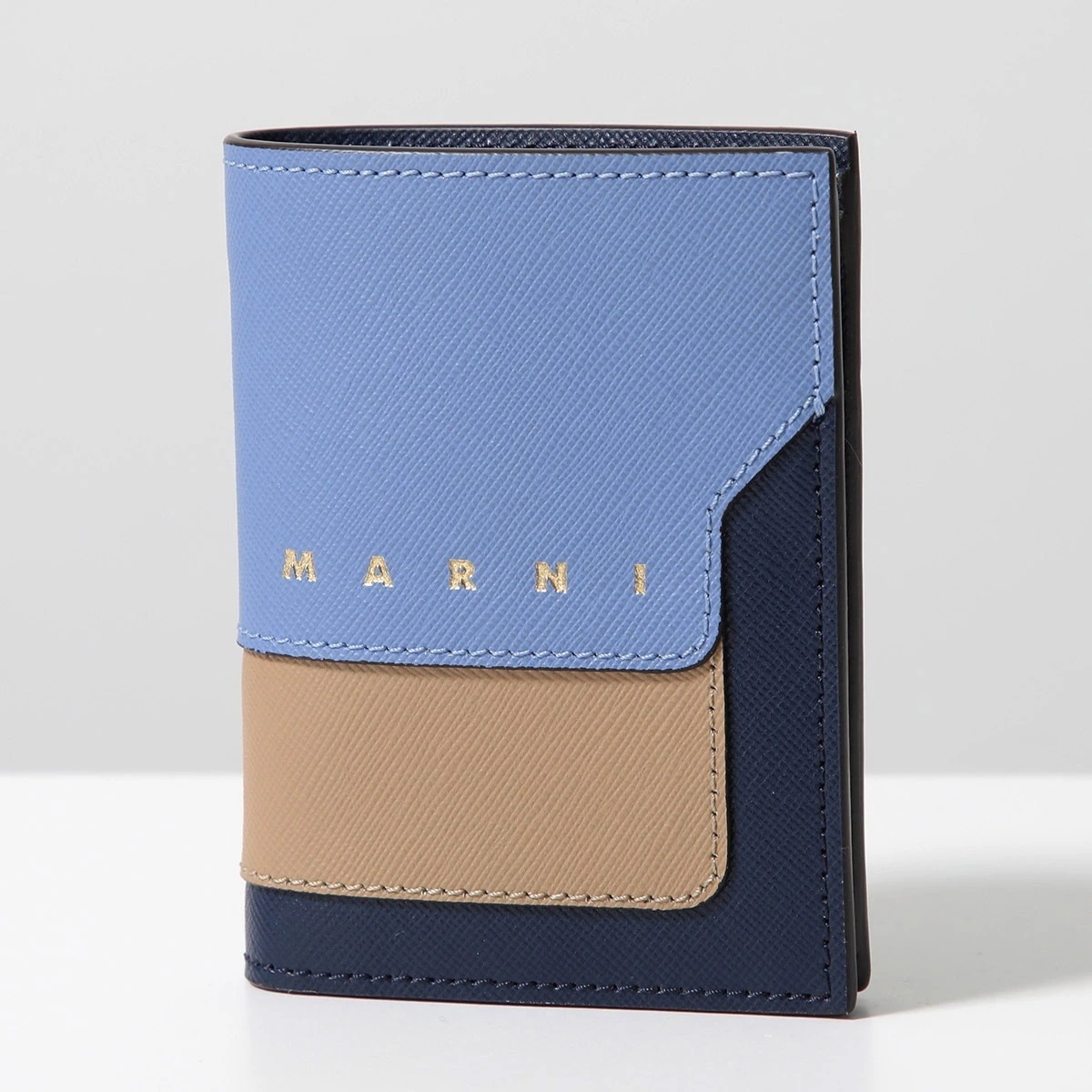 【訳あり】MARNI マルニ 二つ折り財布 PFMOQ14U28 LV520 レディース サフィアーノレザー ミニ財布 ロゴ 小銭入れあり ZO911