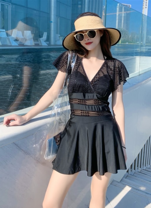 水着 ワンピース水着 体系カバー水着 ワンピース パッド付き 半袖 レース 胸元 谷間魅せ シンプル