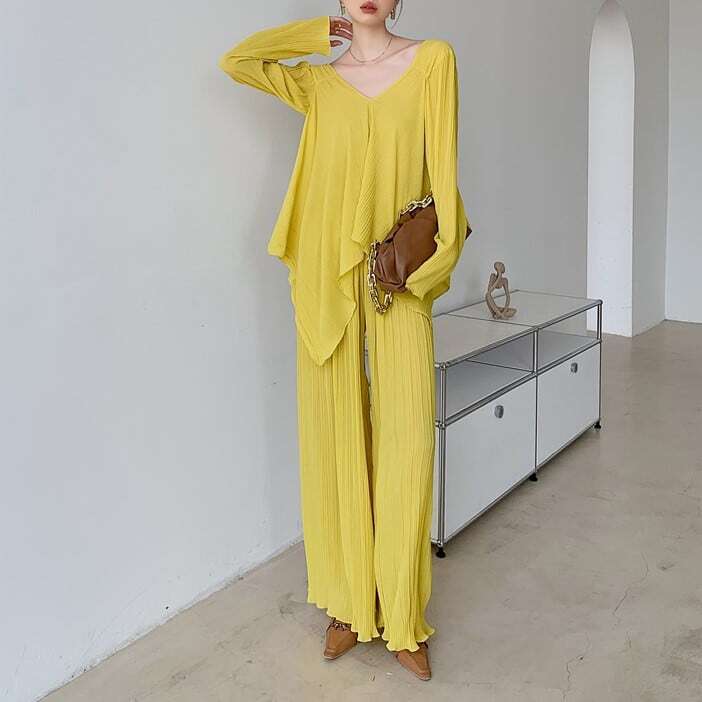 【送料無料】レディース セットアップ プルオーバー トップス Vネック アシンメトリー パンツ