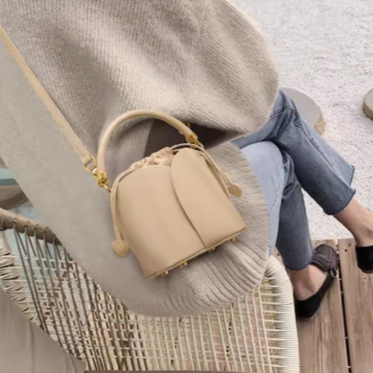 バッグ かばん 鞄 レディースバッグ ハンドバッグ ショルダーバッグ ミニバッグ コンパクト かわいい 大人可愛い きれいめ シンプル カジュアル 大人 上品 おしゃれ かっこいい レトロ