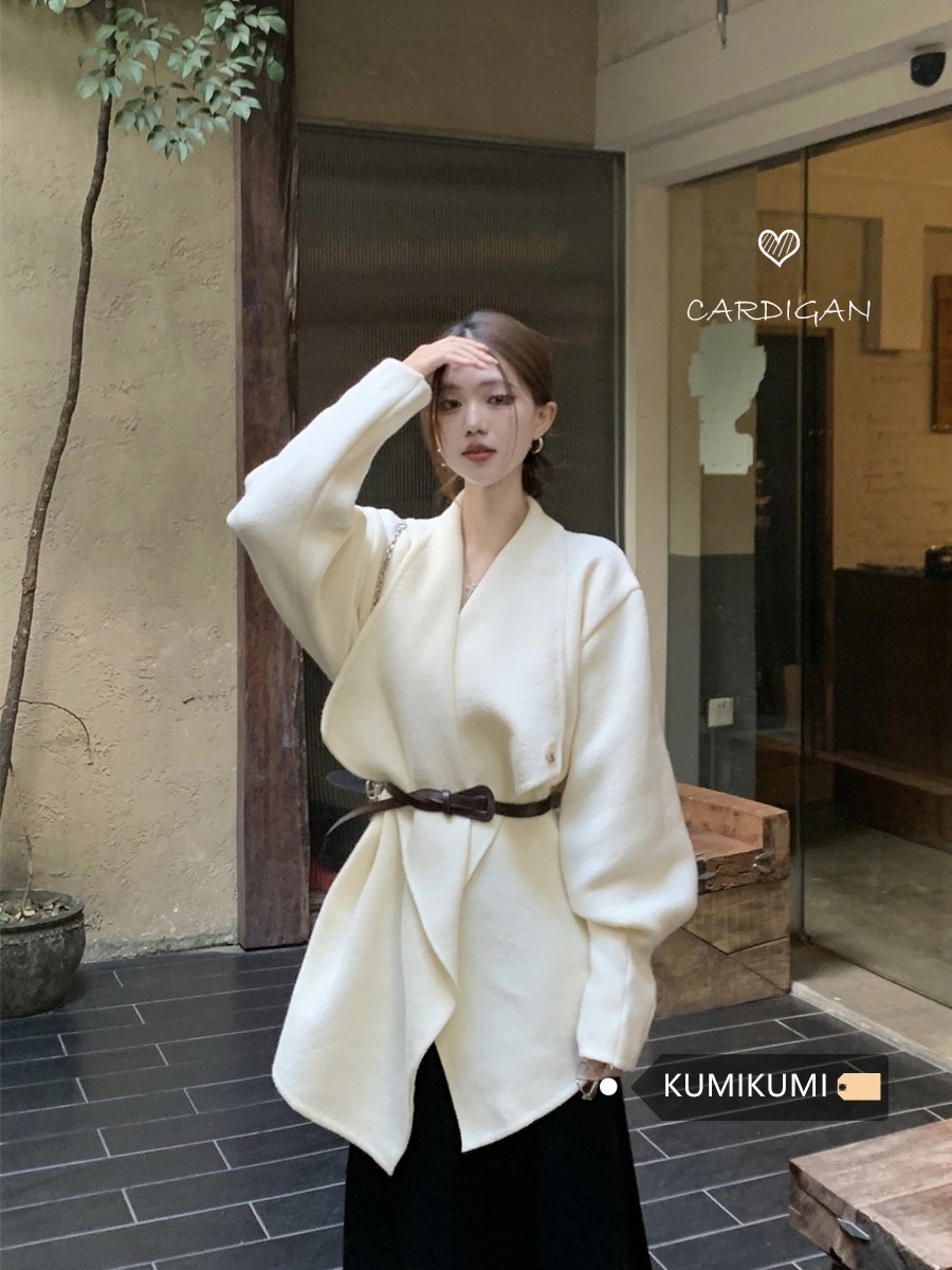 25トップス 長袖 ニット レディースショート丈おしゃれ 肌見せカラーセーターリブ色っぽ 女っぽ カジュアル きれいめ 大人ファッションフェミニンフレンチ系