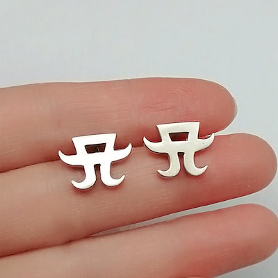 【受注生産品】 Qoo10] 浜崎あゆみ ピアス 文字A シルバー 変 ミュージシャン