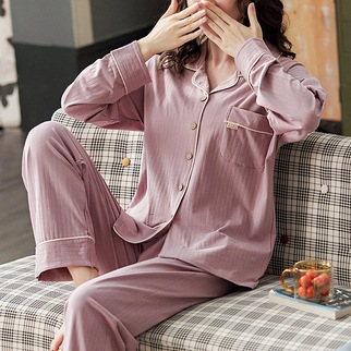 ルームウェア パジャマ 上下セット 部屋着 寝巻き ナイトウェア 長袖 襟付き 前開き 無地 大人可愛い きれいめ シンプル カジュアル 大人 上品 大人女子 こなれ感 ゆったり おしゃれ