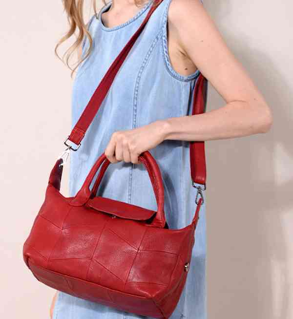 ハンドバッグ レディース 小さめ 春 ミニトートバッグ 斜めがけ ワンマイルバッグ 秋 ブランド 人気 ミニ 夏 トートバッグ ミニショルダーバッグ 黒 冬 おしゃれ カジュアル レザー革 ショルダー