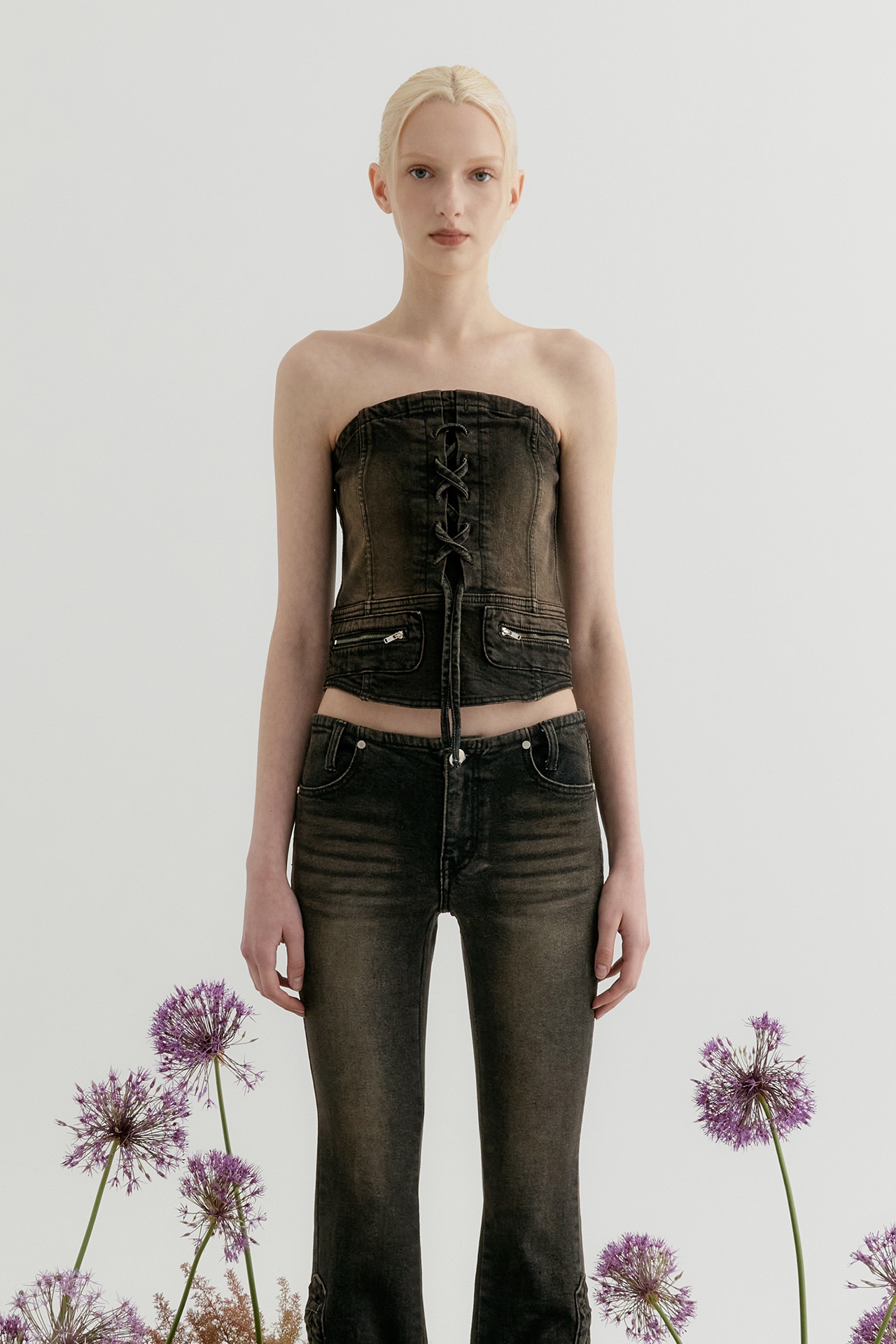 【YUSE】 LACE-UP DENIM TUBE TOP : BLACK