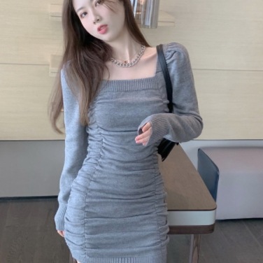 ニット長袖ワンピース ワンピース ニット ミニ丈 膝上 長袖 スクエアネック スリム 細身