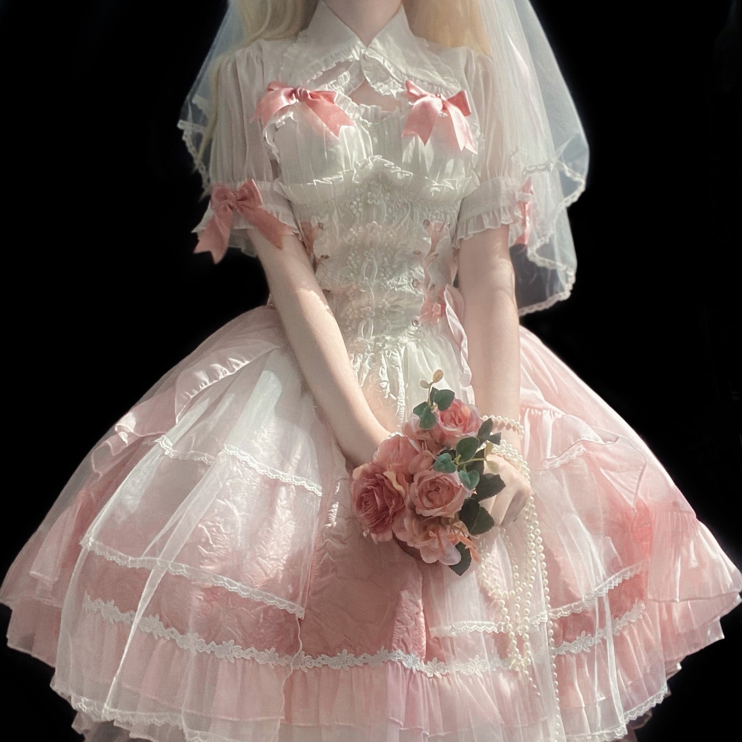 ハングリアンスーパーフェアリーサスペンダードレスと結婚する軽やかな花柄のロリータドレス